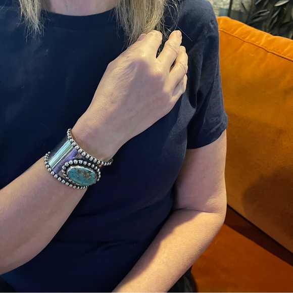 Sterling turquoise cuff by Pat Areias - Picture 3 of 9